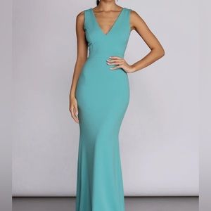 Windsor Miriam Lady In Dress in Light Blue